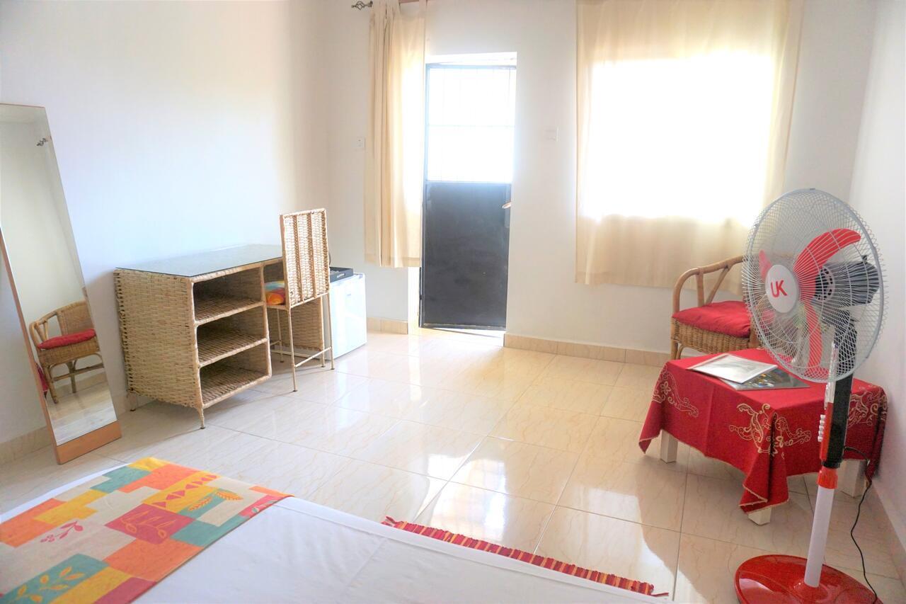 B & B Villa Calliandra Bijilo Ngoại thất bức ảnh